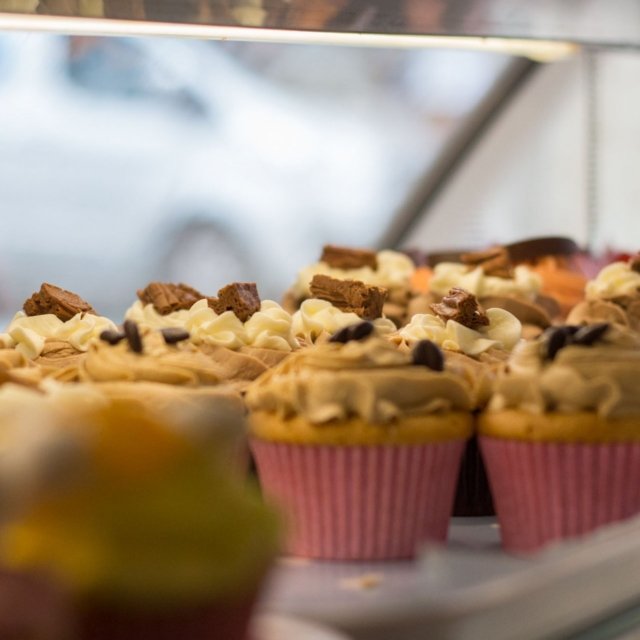 The-Exclusive-Cake-Shop-9 / Brand development / Branding / Design and development support / Digital / eCommerce / Front end/Back end Development / Logo design / Mobile / Mobile apps design / Mobile apps development / Package design / Rebranding / Responsive Web Design / Service design / UI/UX design